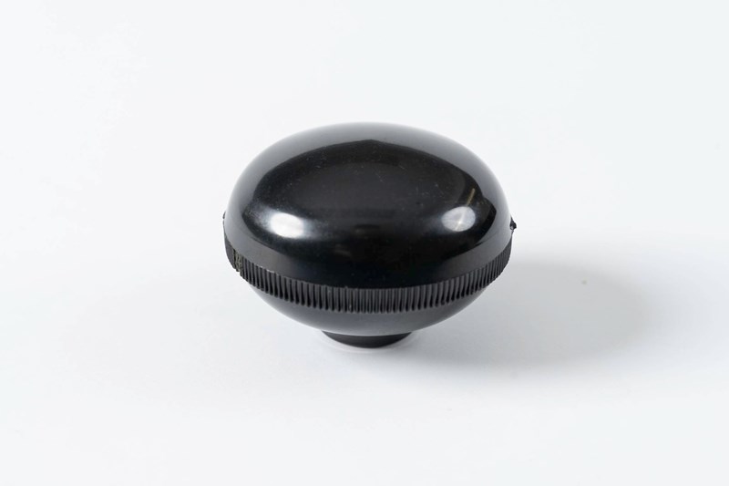 Picture of Swing Knob- Black 2in Threaded (XS)